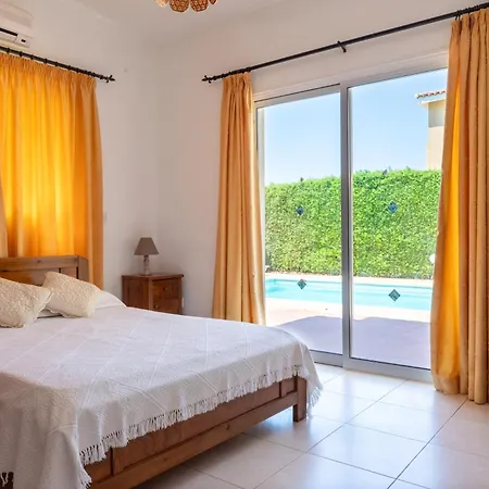 Aspasia In Peyia, Private Pool & 3 Ensuite Bedrooms 别墅 *