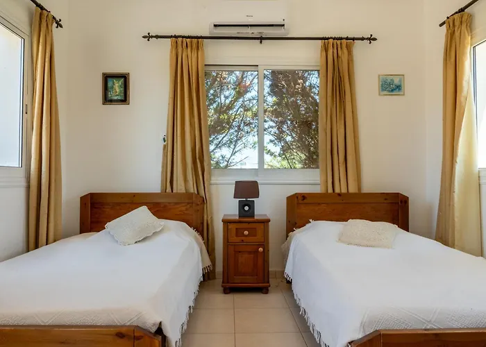 Aspasia In Peyia, Private Pool & 3 Ensuite Bedrooms ヴィラ パ フォス