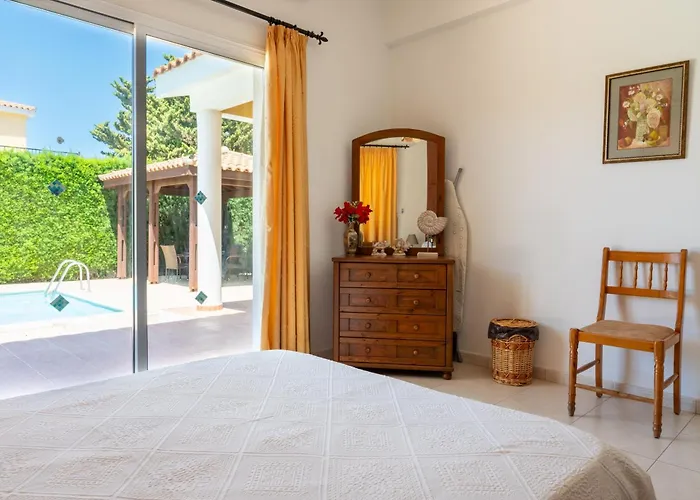 Aspasia In Peyia, Private Pool & 3 Ensuite Bedrooms ヴィラ パ フォス