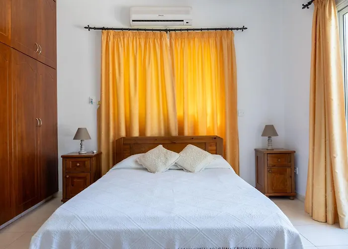 Aspasia In Peyia, Private Pool & 3 Ensuite Bedrooms ヴィラ パ フォス