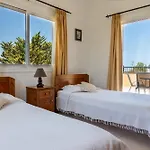 Villa Aspasia In Peyia, Private Pool & 3 Ensuite Bedrooms *
