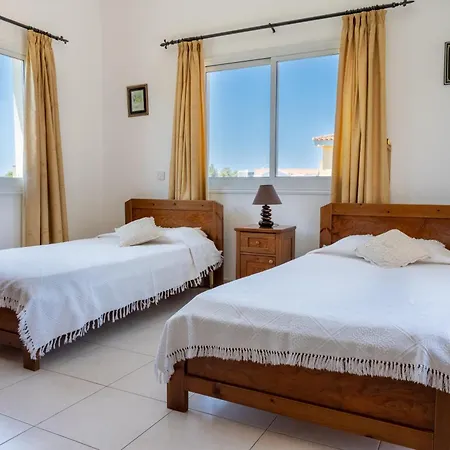 Aspasia In Peyia, Private Pool&3 Ensuite Bedrooms Villa *